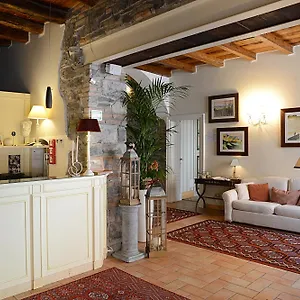 Borgo Antico 3* קומו