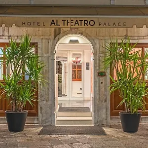 4* מלון Al Theatro Palace