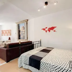 Navona Open Space 4* רומא